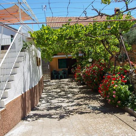Apartments Stefanovski Paradiso Veli Lošinj Chambre photo