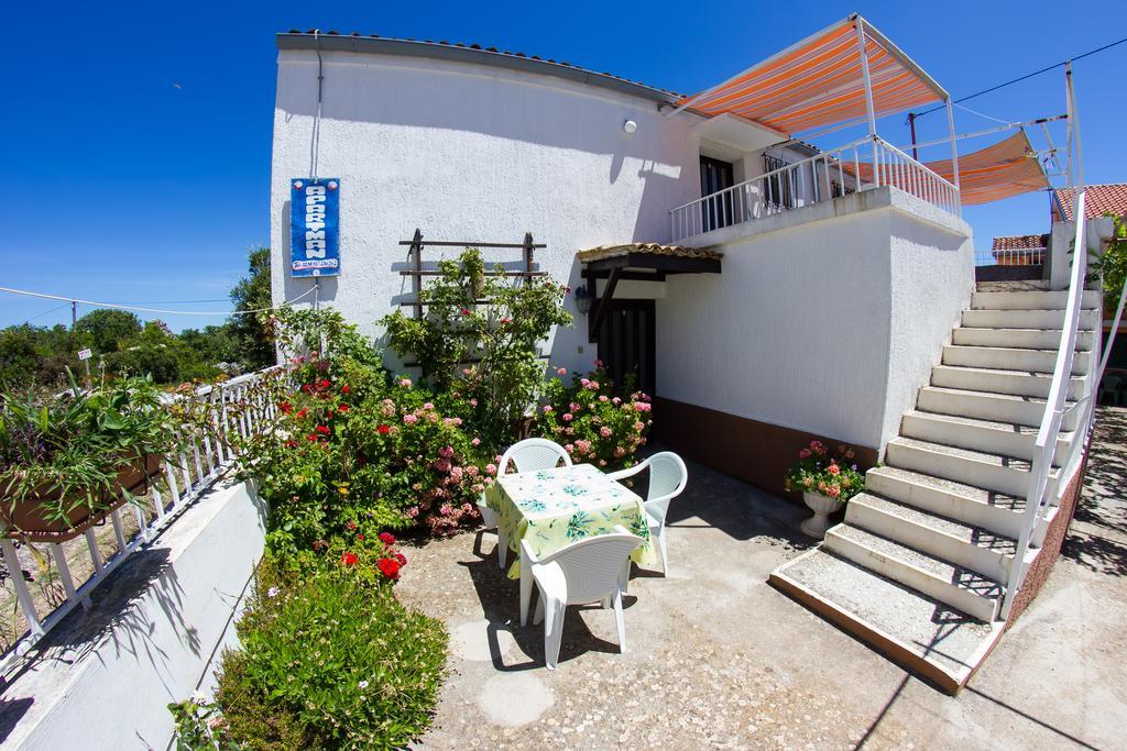 Apartments Stefanovski Paradiso Veli Lošinj Chambre photo