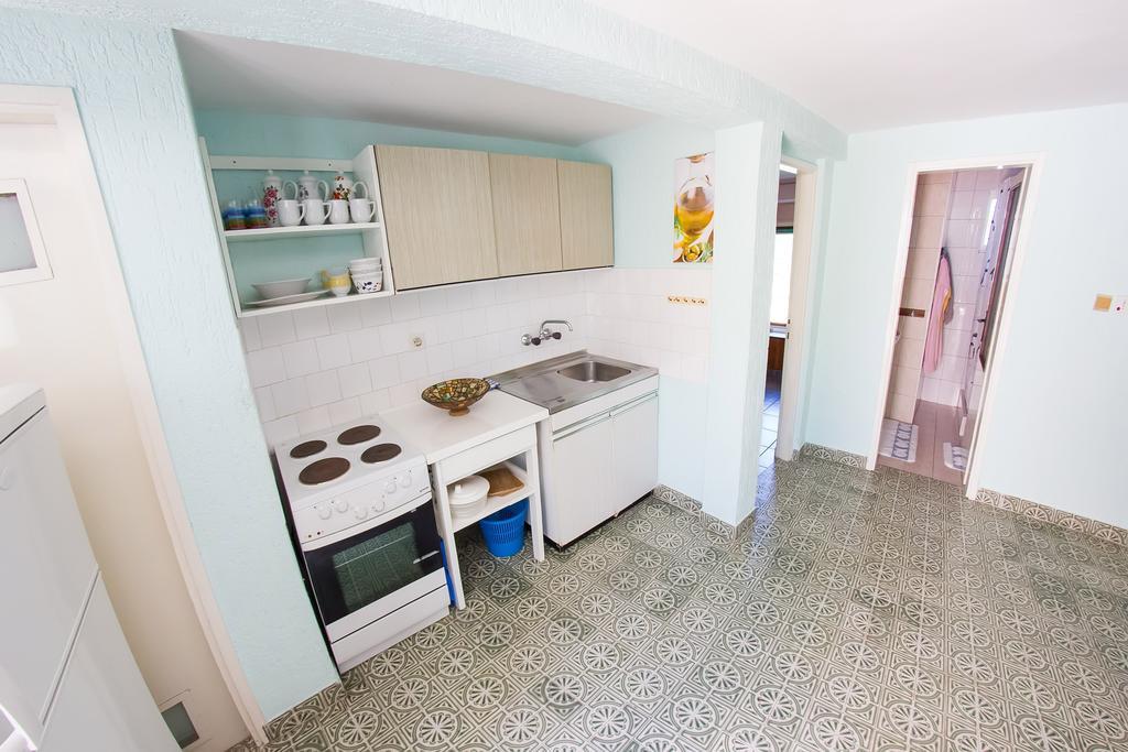 Apartments Stefanovski Paradiso Veli Lošinj Chambre photo