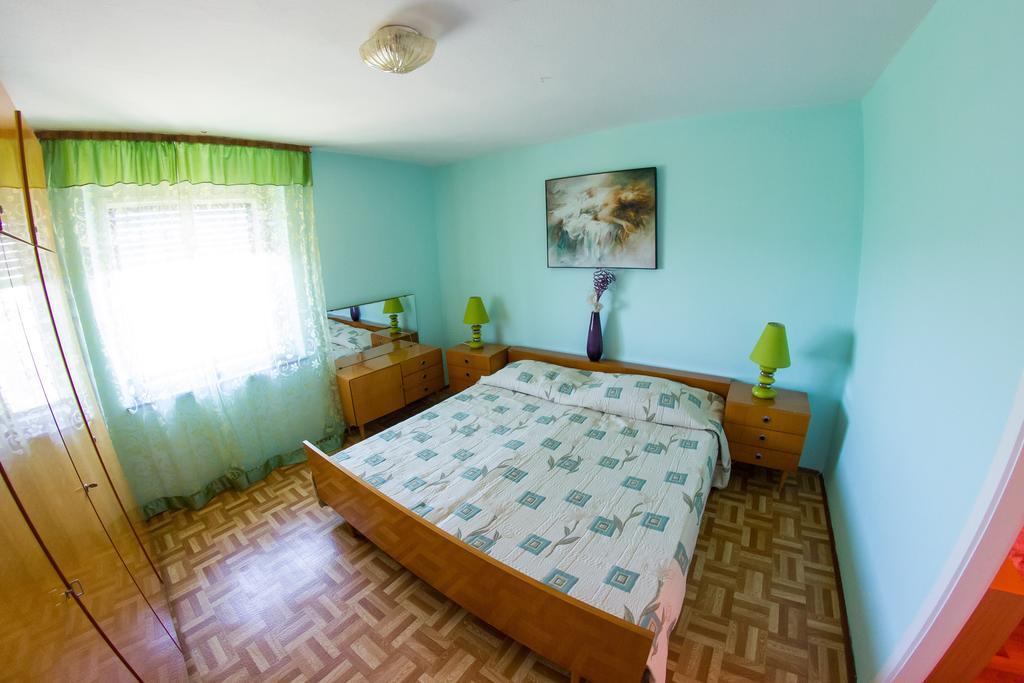 Apartments Stefanovski Paradiso Veli Lošinj Chambre photo
